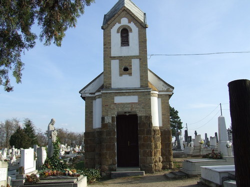 Üllő - Katolikus temető ravatalozója