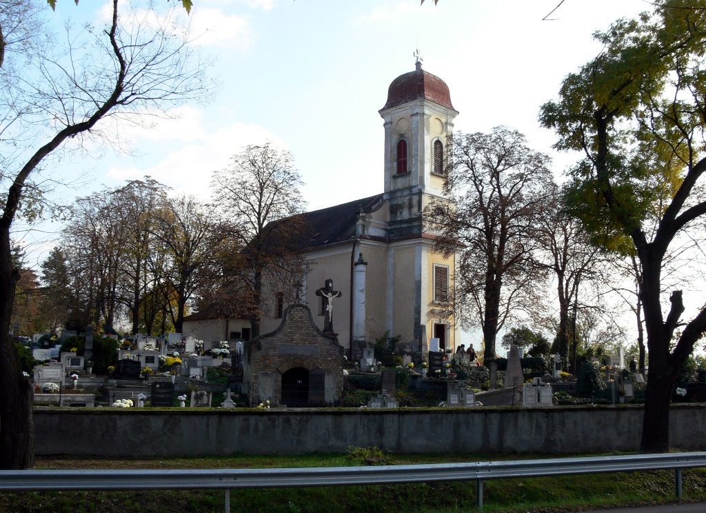 Szentlélek temető és kápolna
